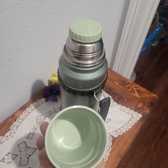 VTG Stanley Aladdin A-944C Quart Steel Vacuum Thermos Bottle W/ Black Handle - Picture 12 of 13